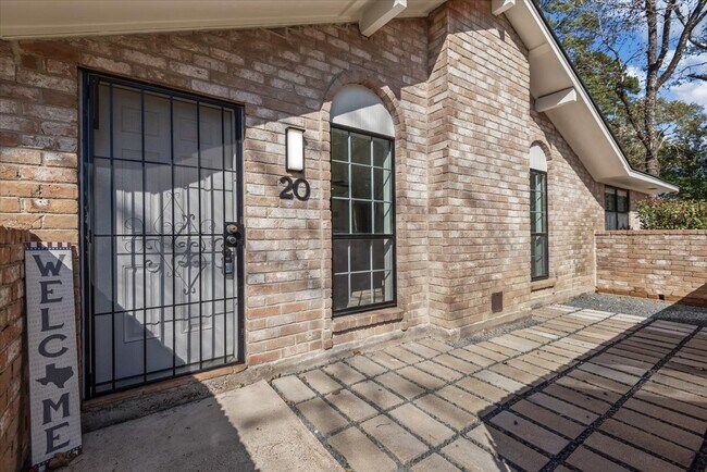 Building Photo - 20 Woody Creek Dr