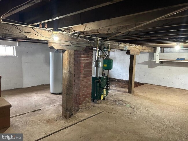 Building Photo - 815 W Baltimore Pike