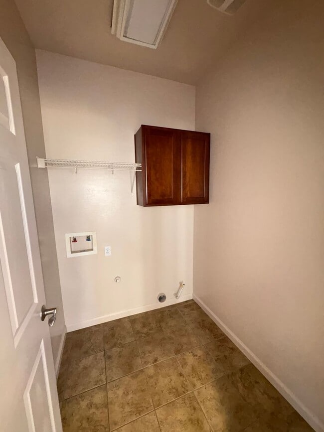 Building Photo - 3 Bedroom Home in the Avalon gated community coming soon!