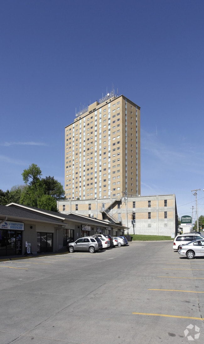 Elmwood Tower 801 S 52nd St Omaha NE 68106 Apartment Finder