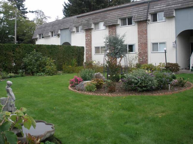 Building Photo - 133 SW Normandy Rd