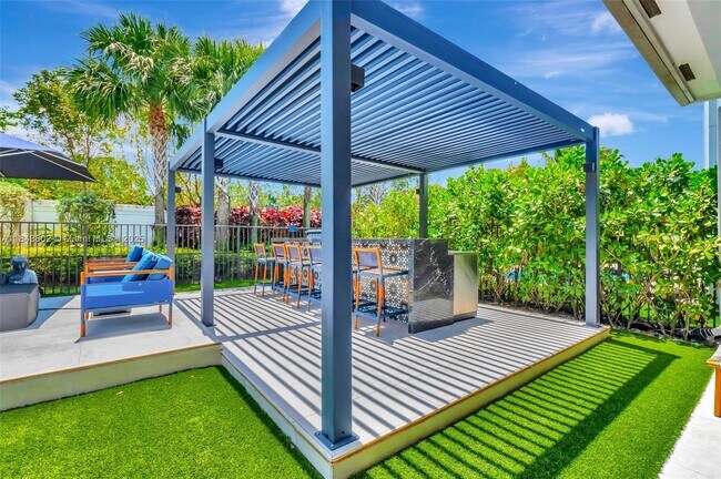 Building Photo - 8608 Torrey Isles Terrace