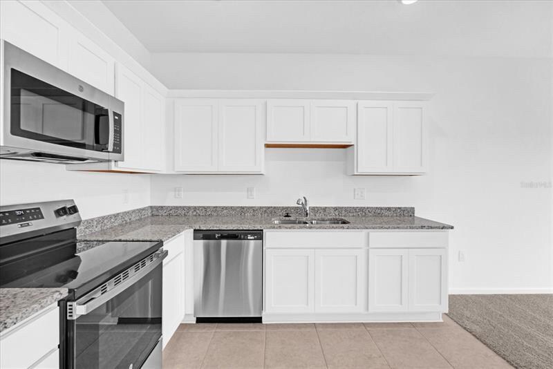 Building Photo - 5942 Chestnut Grv Pl