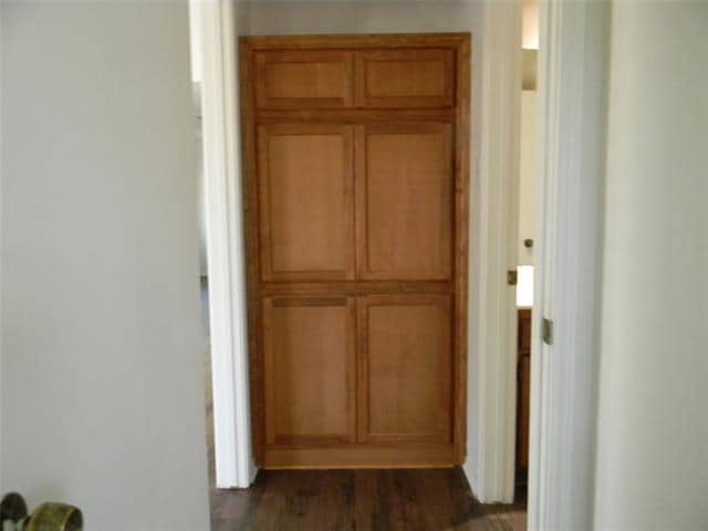 Building Photo - 809 Windcrest Dr