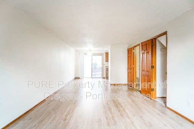 Building Photo - 3510 SE Sherry Ln
