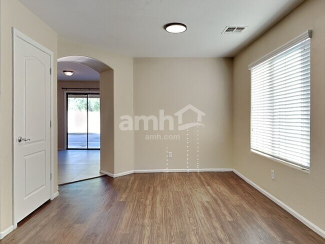 Building Photo - 2871 S 160th Ln