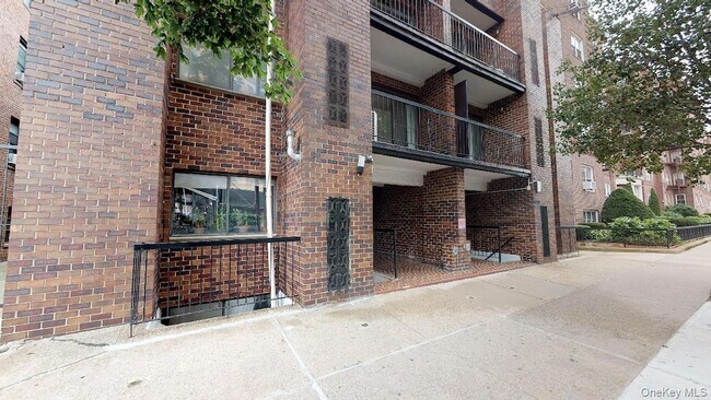 Building Photo - 110-19 72nd Rd