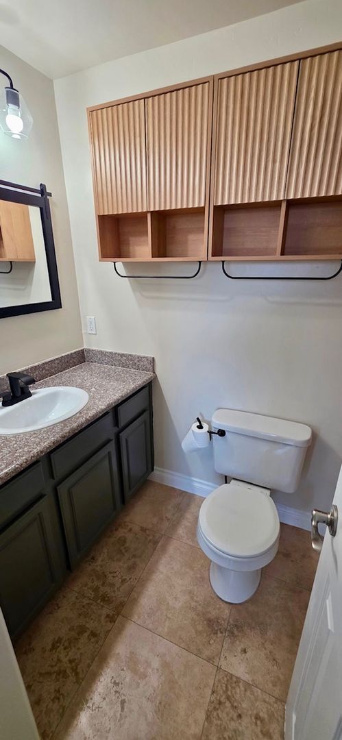 Building Photo - North Park 2bed/2bath with parking