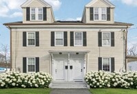 Building Photo - 39 Forest St