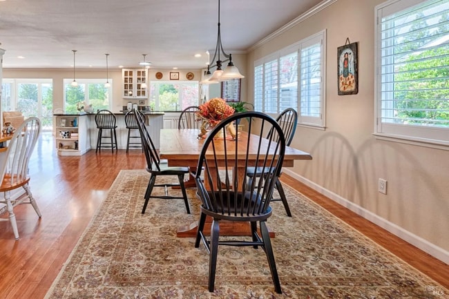 Building Photo - 7556 Oak Leaf Dr