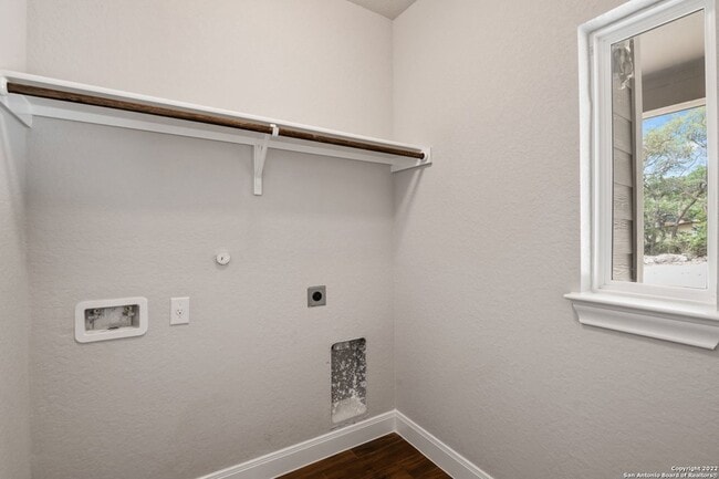 Building Photo - 2820 Puter Creek Rd