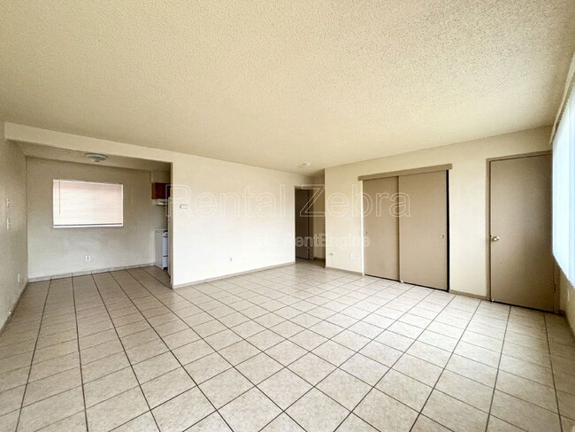 Building Photo - 1104 I St