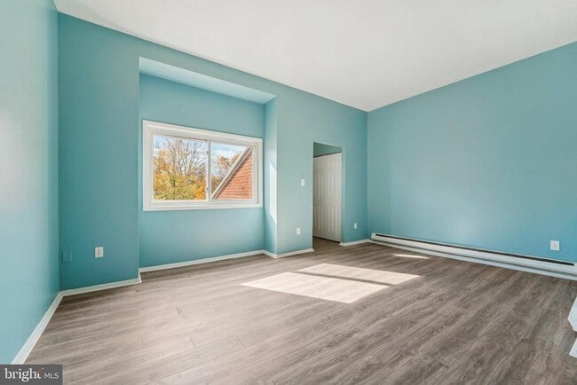 Building Photo - 9432 Merryrest Rd