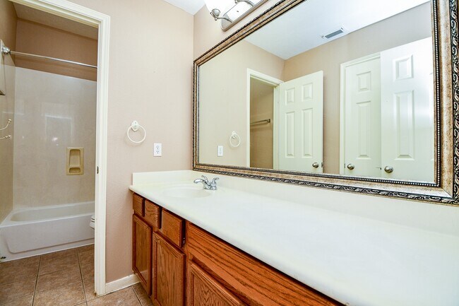 Building Photo - 25710 Caddo Passway