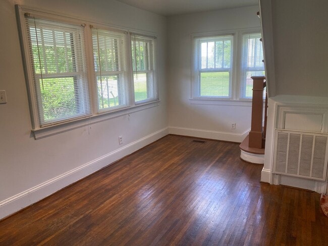 Building Photo - 1317 Highland Dr