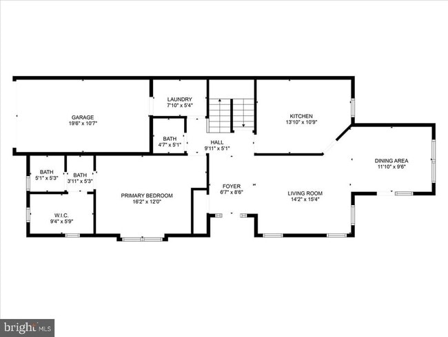 Building Photo - 10 Stable Dr