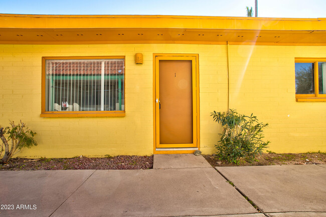 Building Photo - 7850 E Glenrosa Ave