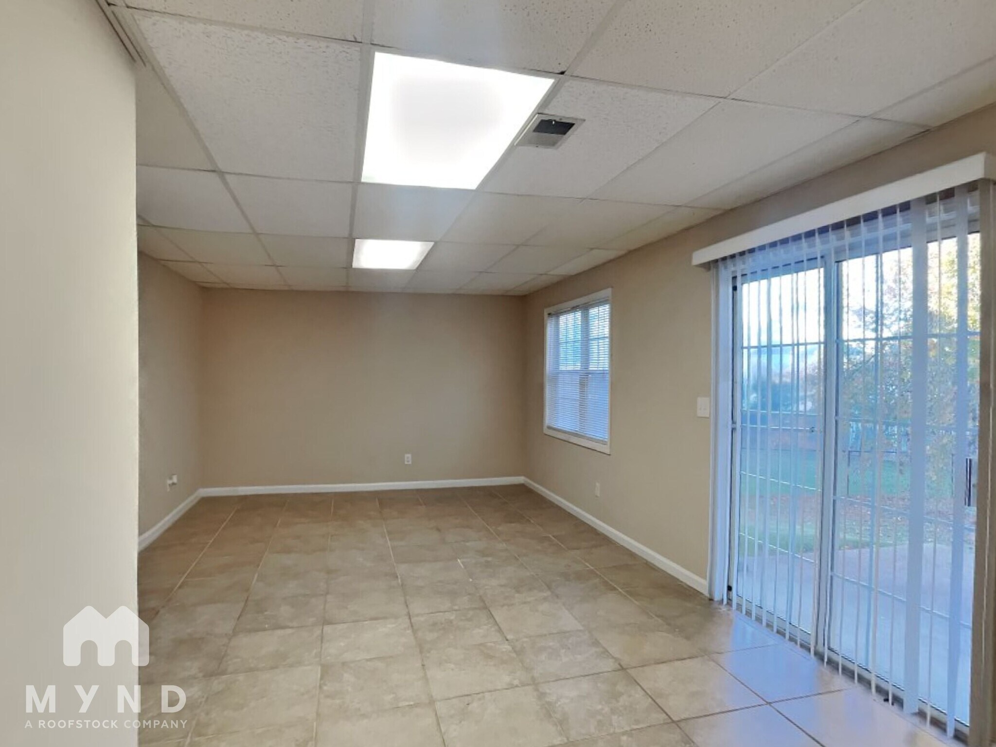 Building Photo - 123 Eagle Glen Dr