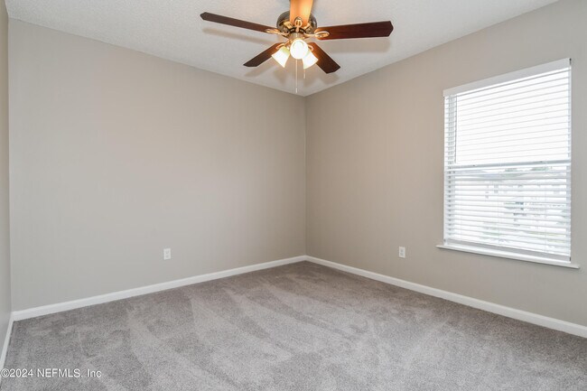 Building Photo - 416 Monet Ave