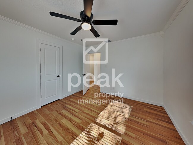 Building Photo - $1600! 3Bed/1Bath Home in Fort Worth! Tour...