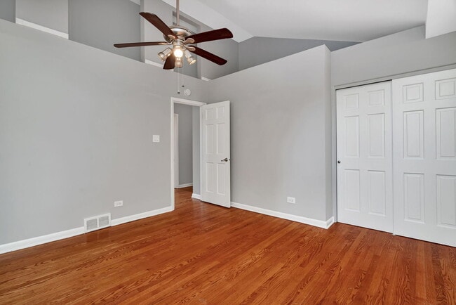 Building Photo - 13 S Waiola Ave