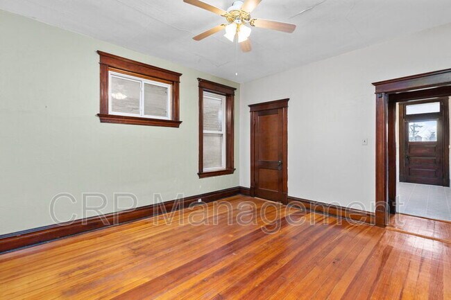 Building Photo - 3404 Hartford St