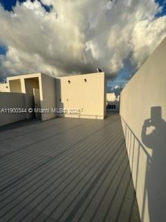 Building Photo - 25867 SW 145th Ave