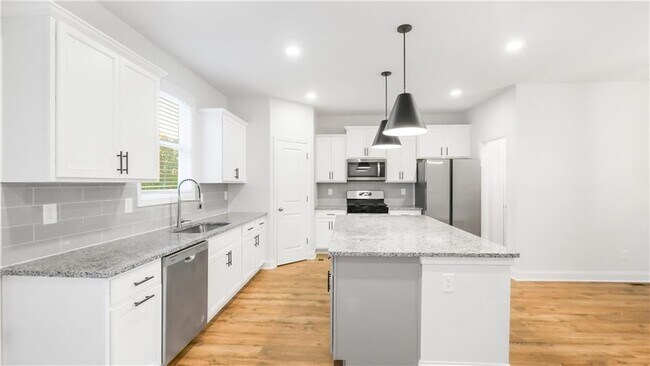 Building Photo - 1274 Ainsworth Alley