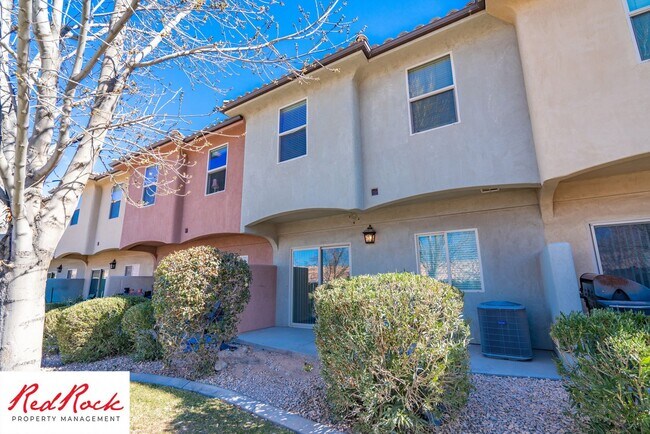 Building Photo - 2075 S Sir Monte Dr