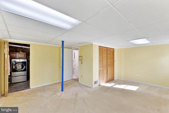 Building Photo - 9711 Cinnamon Creek Dr