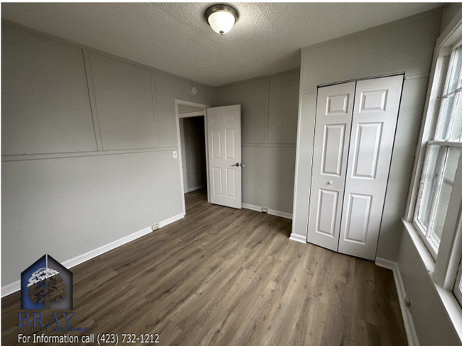 Building Photo - Fully Renovated 2 Bedroom Home in the Heart of Kingsport