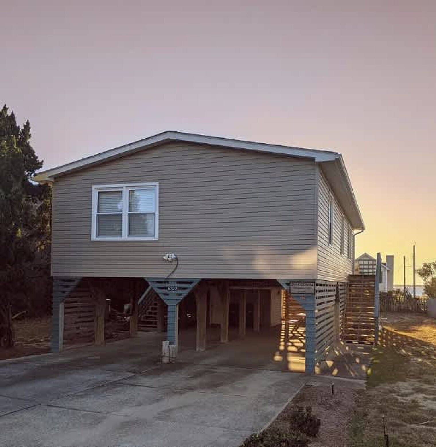 Building Photo - 6322 Kingfisher St