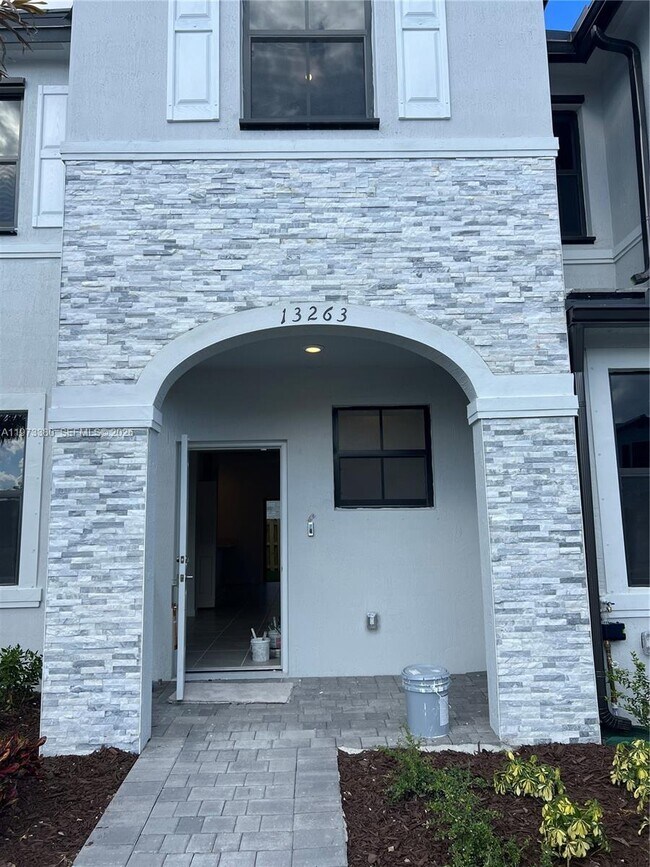 Building Photo - 13263 SW 286th St