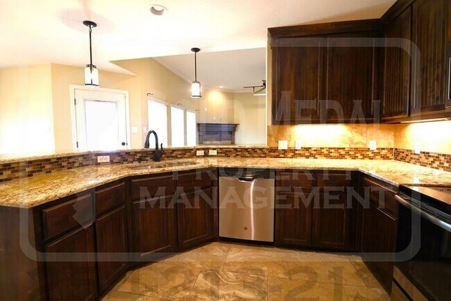 Building Photo - 6009 Cordillera Dr