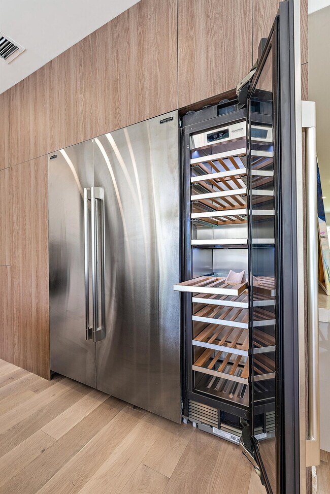 Building Photo - 310 Edmor Rd