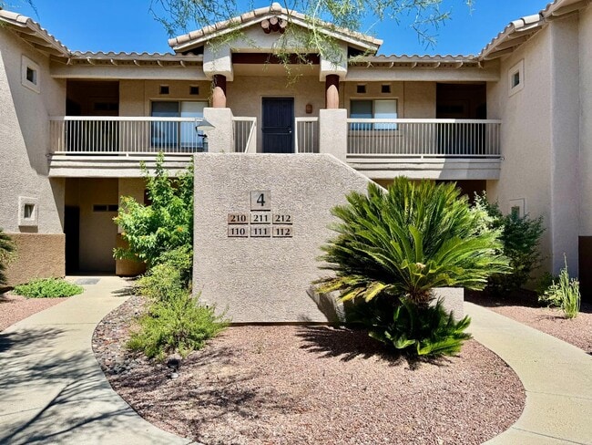 Primary Photo - 655 W Vistoso Highlands Dr