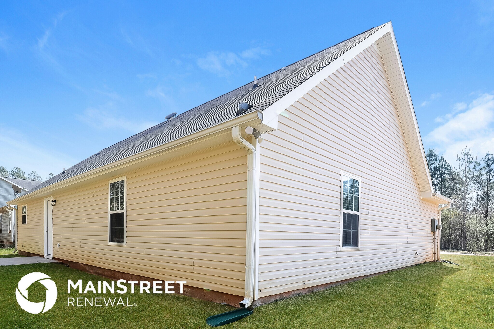 Building Photo - 134 Mineral Springs Ln