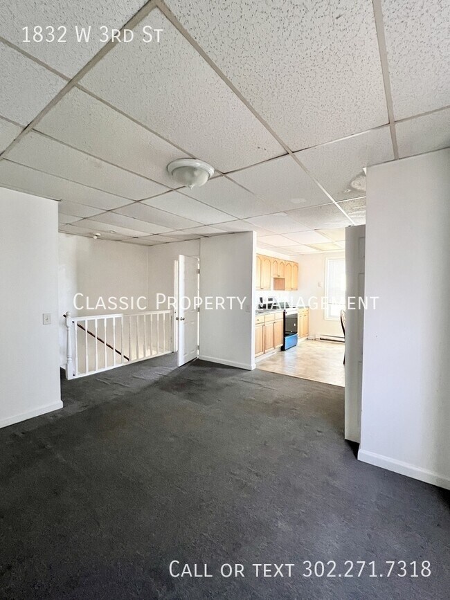 Building Photo - 1832 W 3rd St