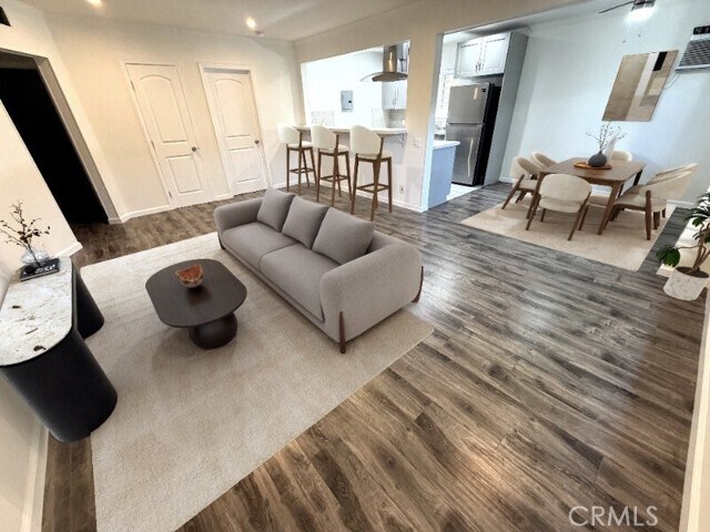 Building Photo - 1040 N Sierra Bonita Ave