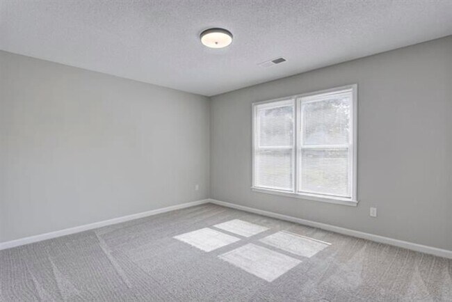 Building Photo - 1359 Winoka Rd