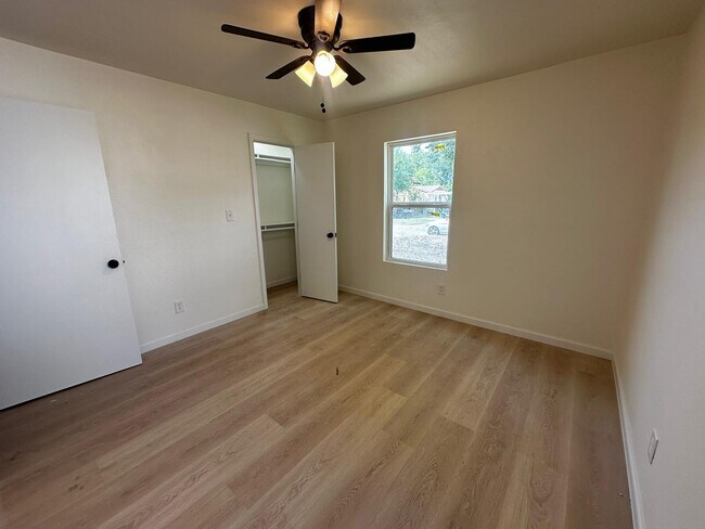 Building Photo - 1712 Brake Dr