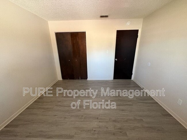 Building Photo - 2040 SE 40th Street Rd