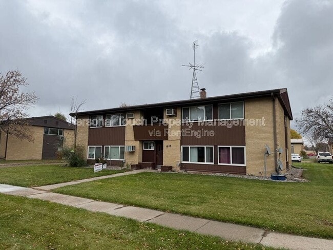 Building Photo - 1828 14th St S