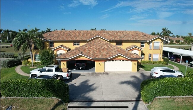 Building Photo - 5420 Chiquita Blvd S