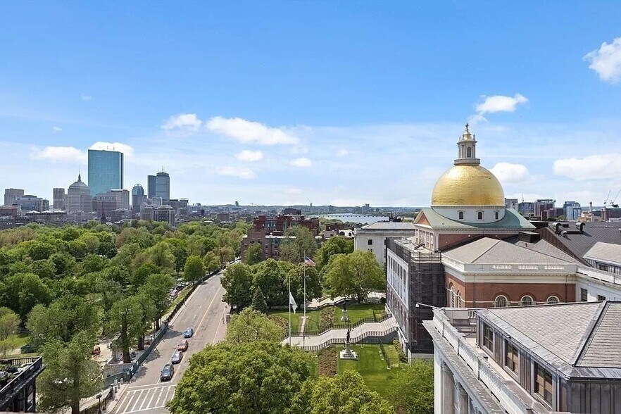 Building Photo - 21 Beacon St