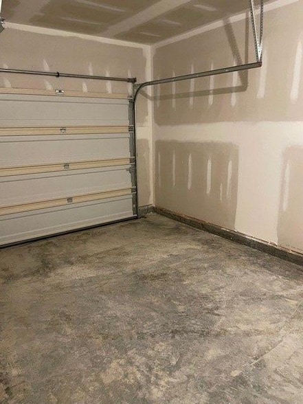 Building Photo - 241 Grand Central Wy