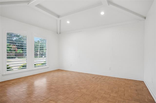 Building Photo - 7605 Queens Garden Dr