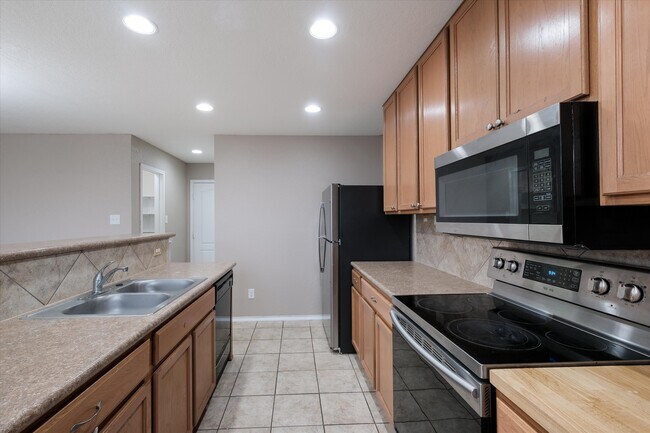 Building Photo - 6634 Poseidon Way