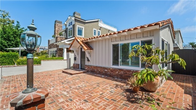 Building Photo - 304 Larkspur Ave
