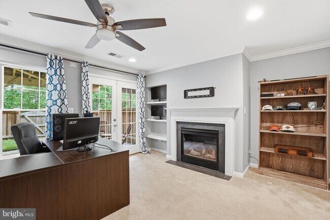 Building Photo - 8133 Dove Cottage Ct